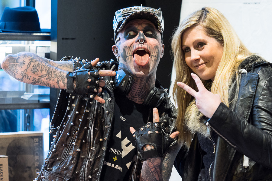 Rick Genest Hochzeit
 Zombie Boy im Giahi Store in Winterthur