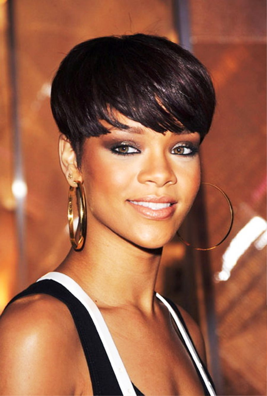 Rihanna Frisuren
 Rihanna Kurzhaarfrisuren Trend Frisuren Stil