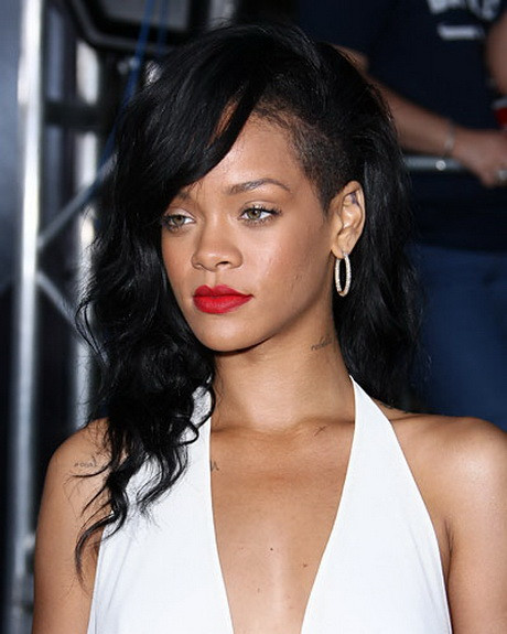 Rihanna Frisuren
 Rihanna frisuren