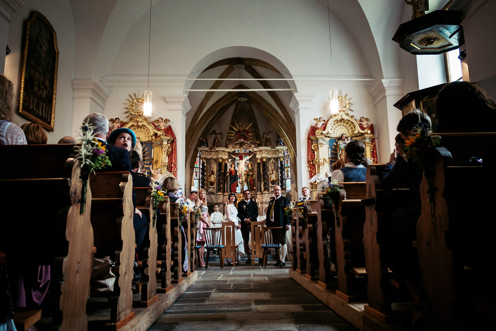 Rustikale Hochzeit
 Ländliche rustikale Hochzeit Michaela Robert