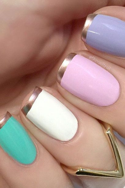 Schicke Nageldesigns
 Wir haben 11 schönsten Nageltrends für den Sommer