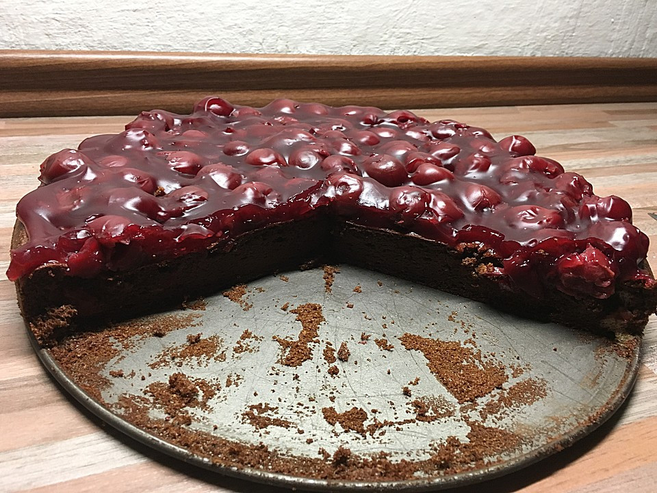 Schoko Kirsch Kuchen
 Schoko Kirsch Kuchen ohne Mehl und Zucker Rezept mit Bild