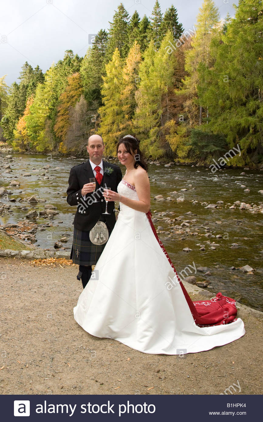 Schottische Hochzeit
 Verheiratet paar Mann & Frau Balmoral Castle