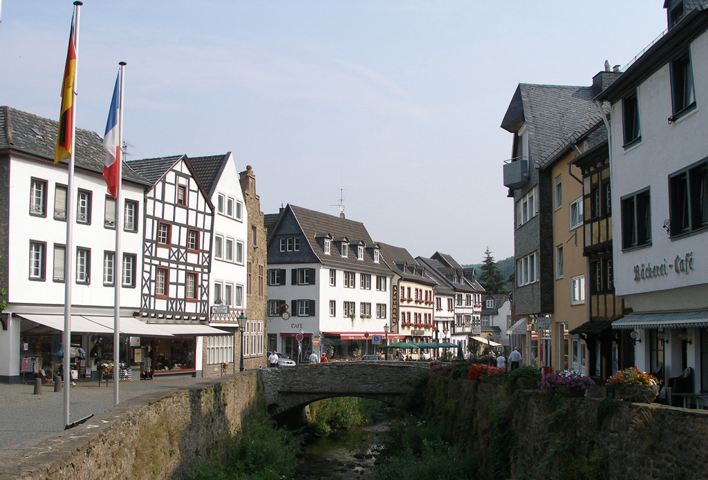 Schwimmbad Bad Münstereifel
 Bildergalerie Hotel Bad Münstereifel Eifel Kurhaus