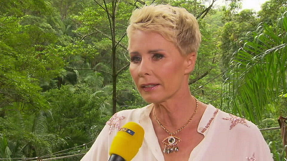 Sonja Zietlow Frisuren
 Dschungelcamp 2015 Sonja Zietlow spricht über ihre