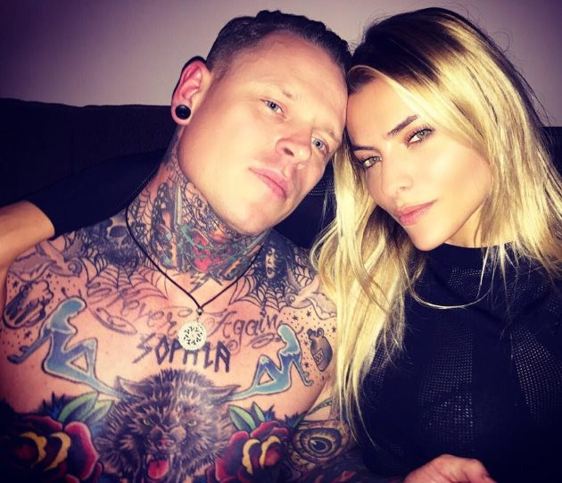 Sophia Thomalla Heimliche Hochzeit
 Sophia Thomalla Heimliche Hochzeit mit… Promicabana