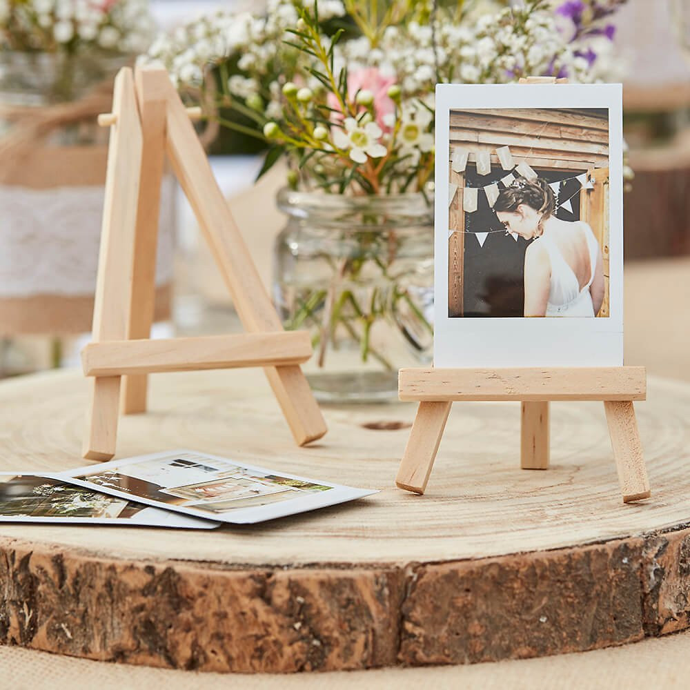 Staffelei Hochzeit
 Mini Staffelei aus Holz für Tischkarten 3 St weddix