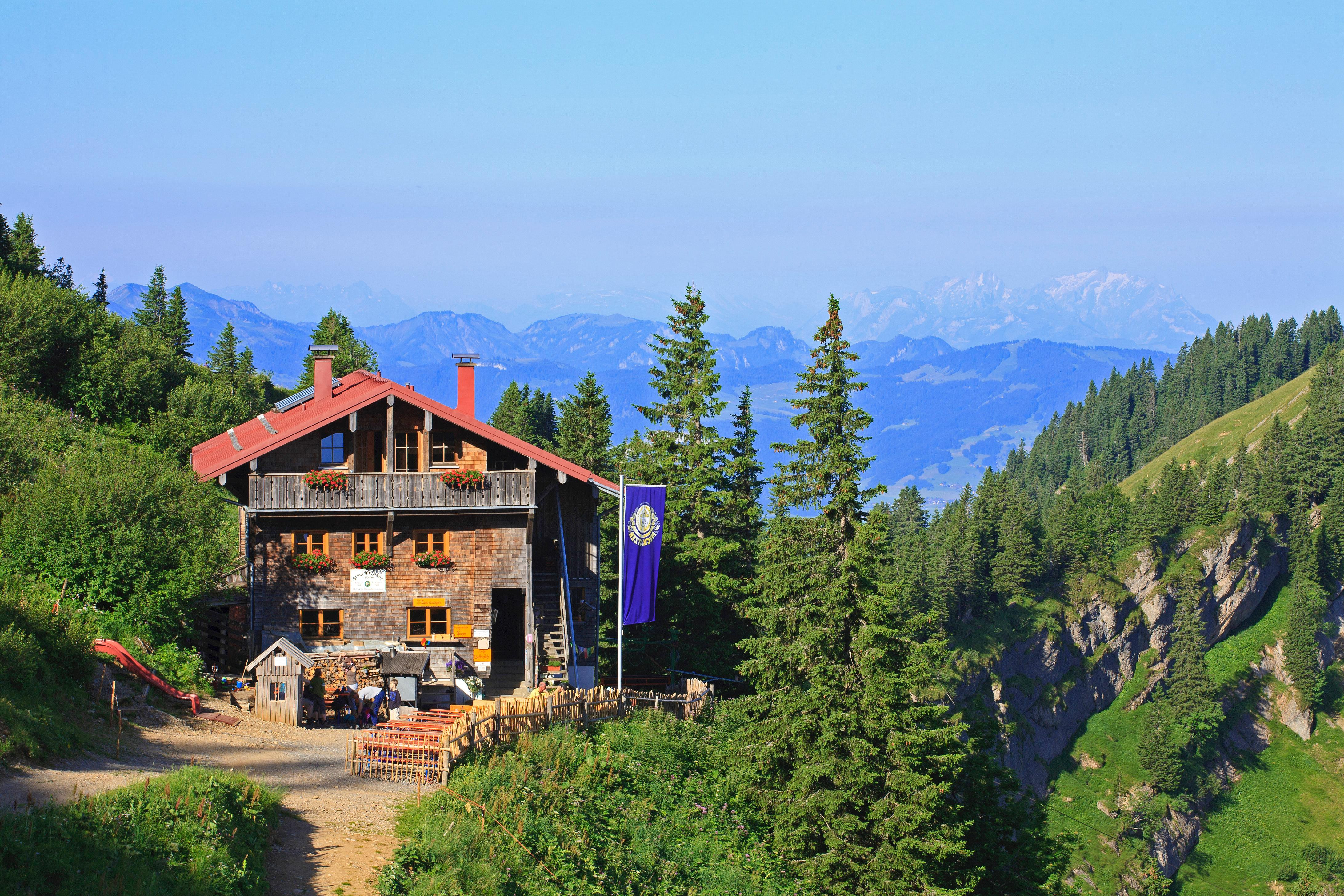 Staufner Haus
 Wandern Wanderung zum Staufner Haus von Gunzesried 4km