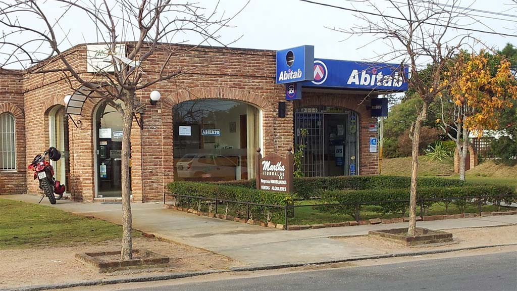 Steuern Haus
 Steuern für Haus und Auto AbNachUruguay