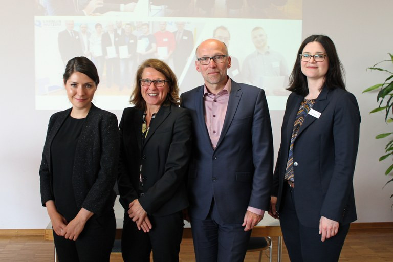 Stiftung Bildung Und Handwerk
 Nachrichten für Bildung — SBH