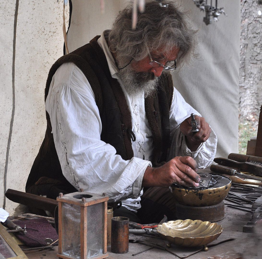 Stundenverrechnungssätze Im Handwerk
 Das Handwerk im Mittelalter Foto & Bild