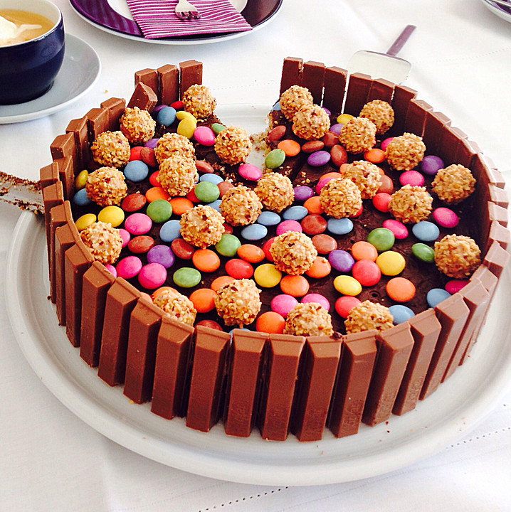 Süßigkeiten Kuchen
 Candy Cake ein amerikanischer Kuchen mit Süßigkeiten von