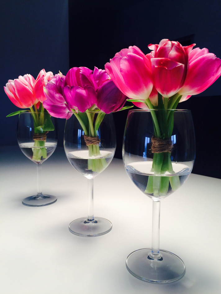 Tischdeko Diy
 DIY zu Ostern Tulpen Tischdeko im Weinglas – noordwind