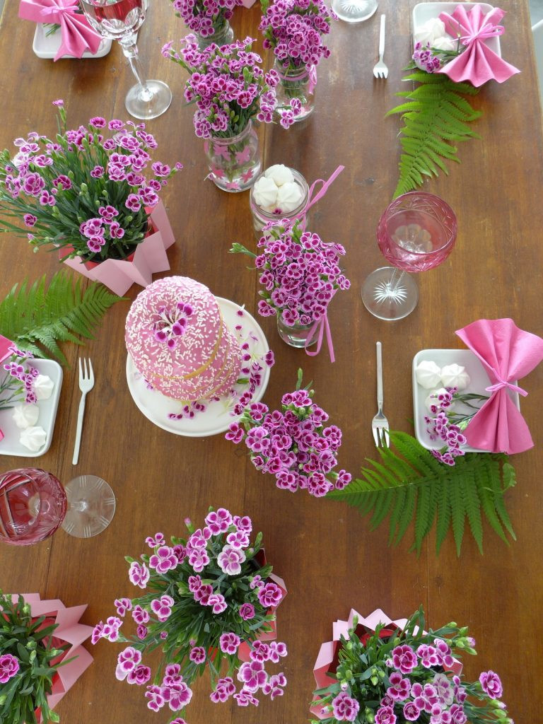 Tischdeko Diy
 Pink Power DIY Blumen Tischdeko mit Mininelken sophiagaleria