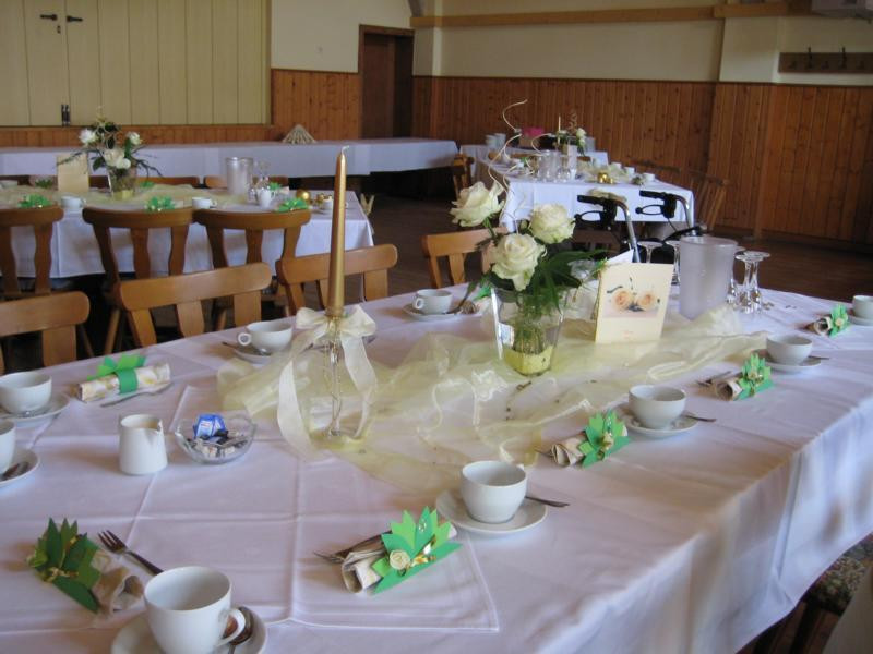 Tischdeko Goldene Hochzeit
 Geldgeschenke Tisch Deko Torten Fotoalbum