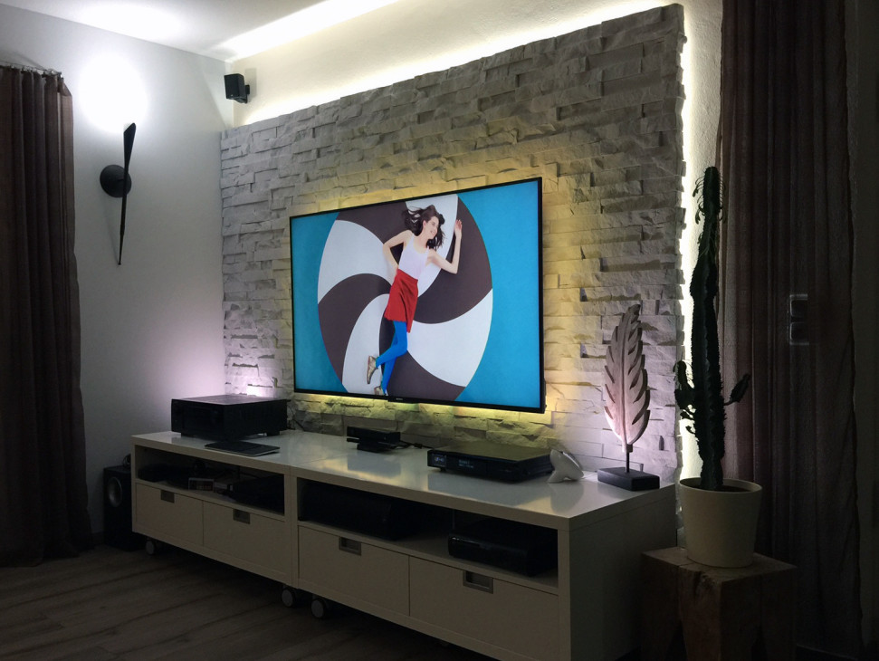 Tv Wand Diy
 TV Wand bauen und mit Verblendern individuell arrangieren
