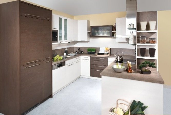U Küche
 Praktische U Küche mit Raumteiler nur 554 00 € statt 955