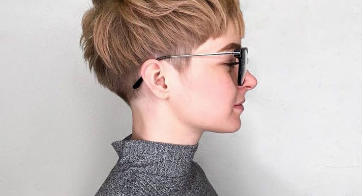 Undercut Frisuren Frau Kurze Haare
 10 stilvolle Pixie Haircuts Undercut Frisuren Frauen