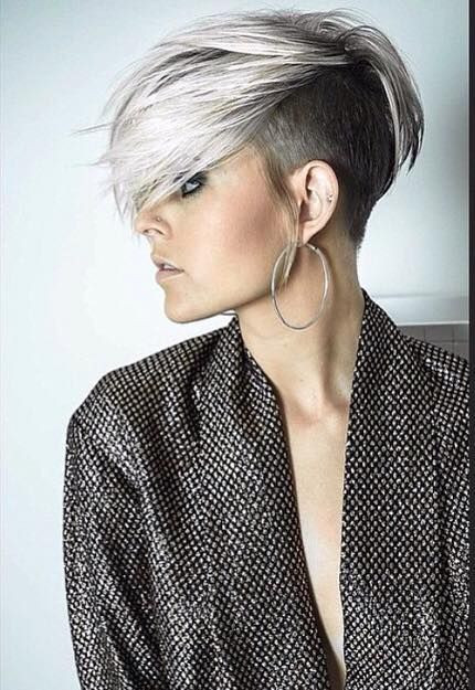 Undercut Frisuren Frau Kurze Haare
 Spektakuläre Fabelhafte Haarschnitte Undercut Frisuren