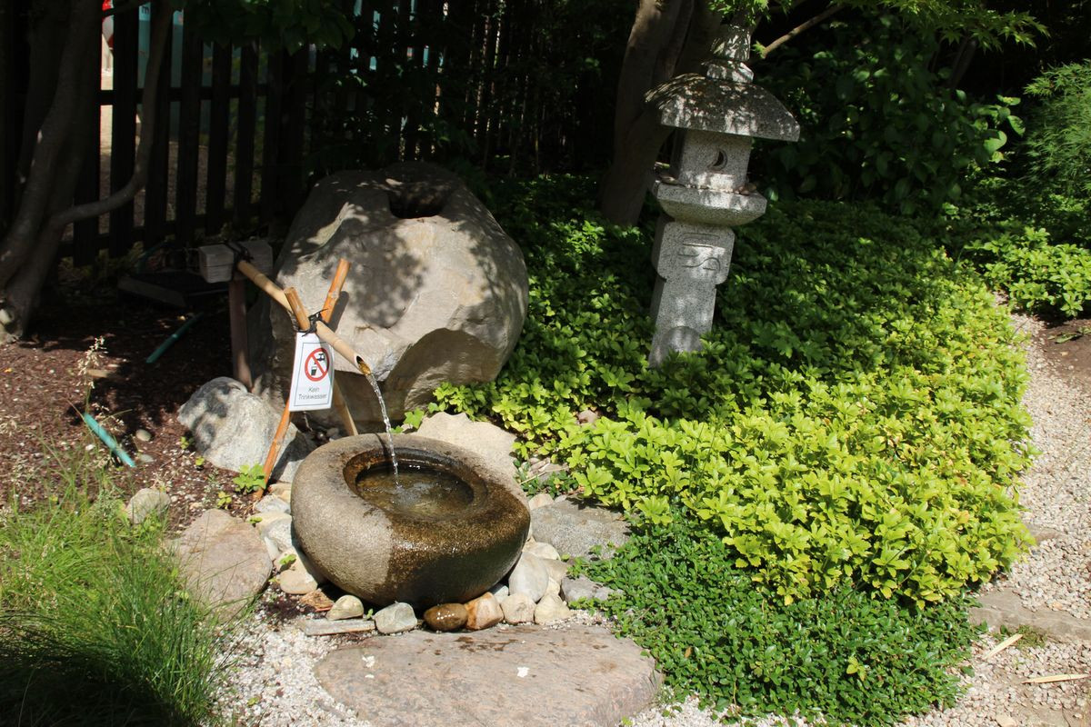 Wasserstelle Im Garten
 Der Japanische Garten
