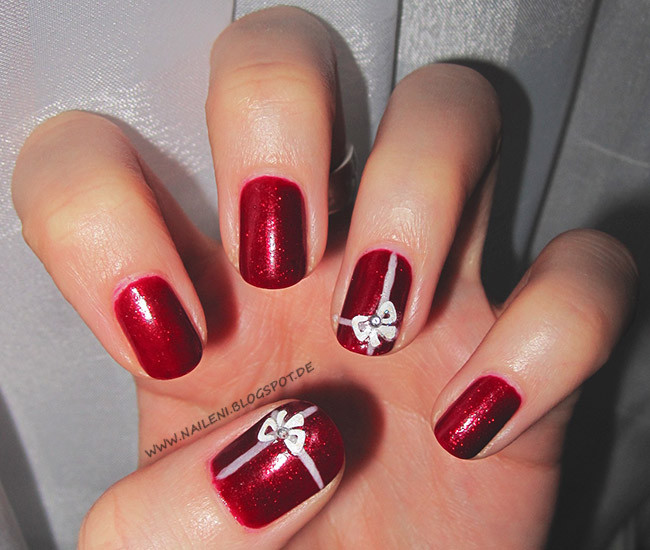 Weihnachtliches Nageldesign
 nails reloaded Nageldesign Weihnachtliches Nageldesign