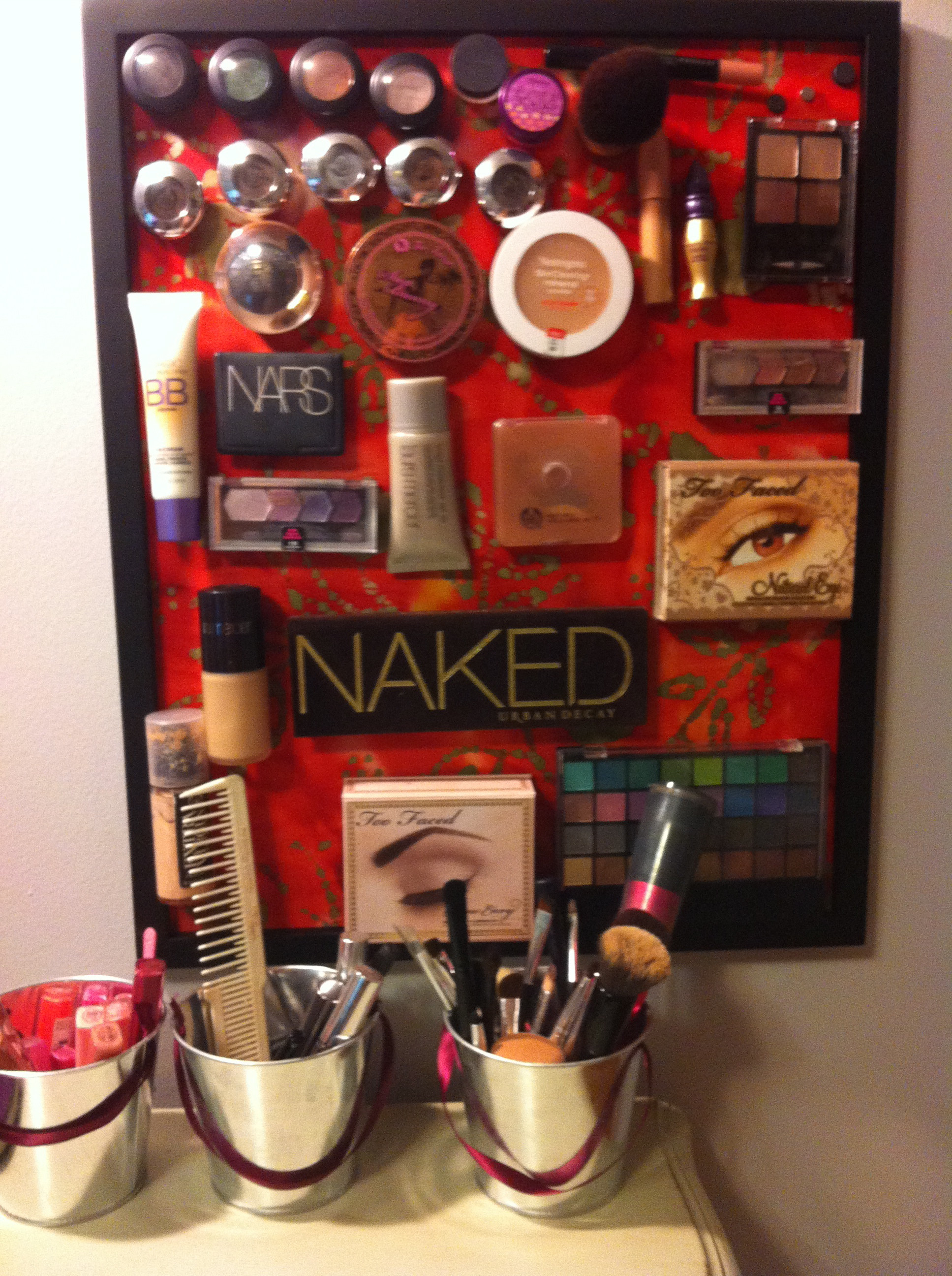 What Is Diy
 DIY Magnetic Makeup Board