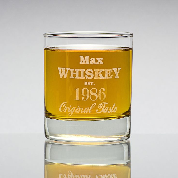 Whiskey Geschenke
 Die besten 25 Whiskyglas mit gravur Ideen auf Pinterest