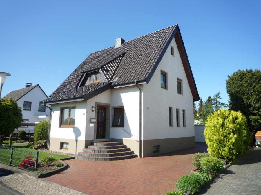 Wohnung Hiddenhausen
 DG Wohnung mit Balkon im kernsanierten Haus zu mieten