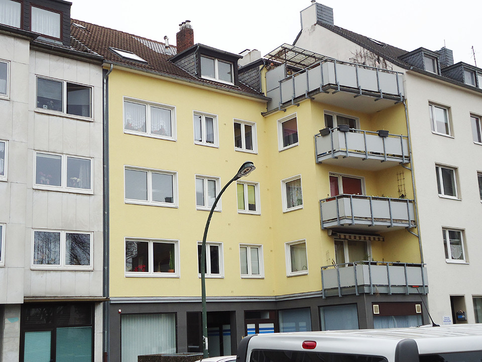 Wohnungen Düsseldorf
 Solides Wohn u Geschäftshaus in guter Lage von