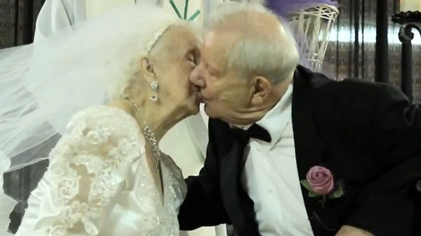 10 Jährige Hochzeit
 100 jährige Braut Hochzeit am runden Geburtstag