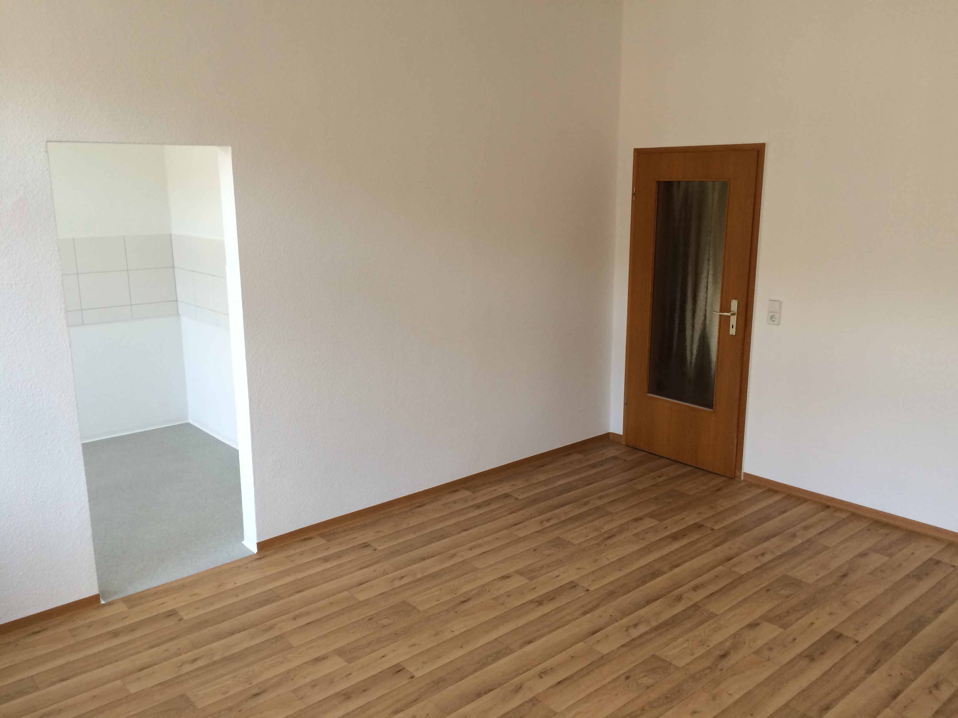 2 Raum Wohnung Plauen
 Wohnung Plauen Vogtland 2 Raumwohnung mit Einbauküche