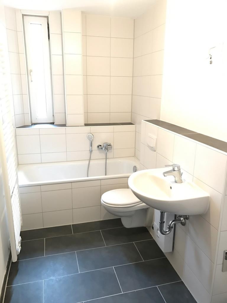 3 Zimmer Wohnung Nürnberg
 VERMIETET Gut geschnittene 3 Zimmer Wohnung mit Balkon