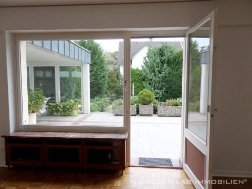 4 Zimmer Wohnung Köln
 4 Zimmer Wohnung Terrasse Garten Schwimmbad Köln Niehl