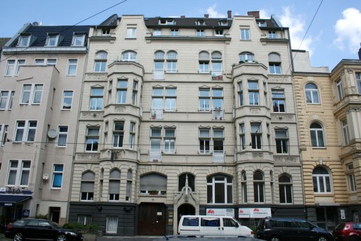 4 Zimmer Wohnung Köln
 4 Zimmer Wohnung Altbau 2 Balkone Köln Innenstadt nicht