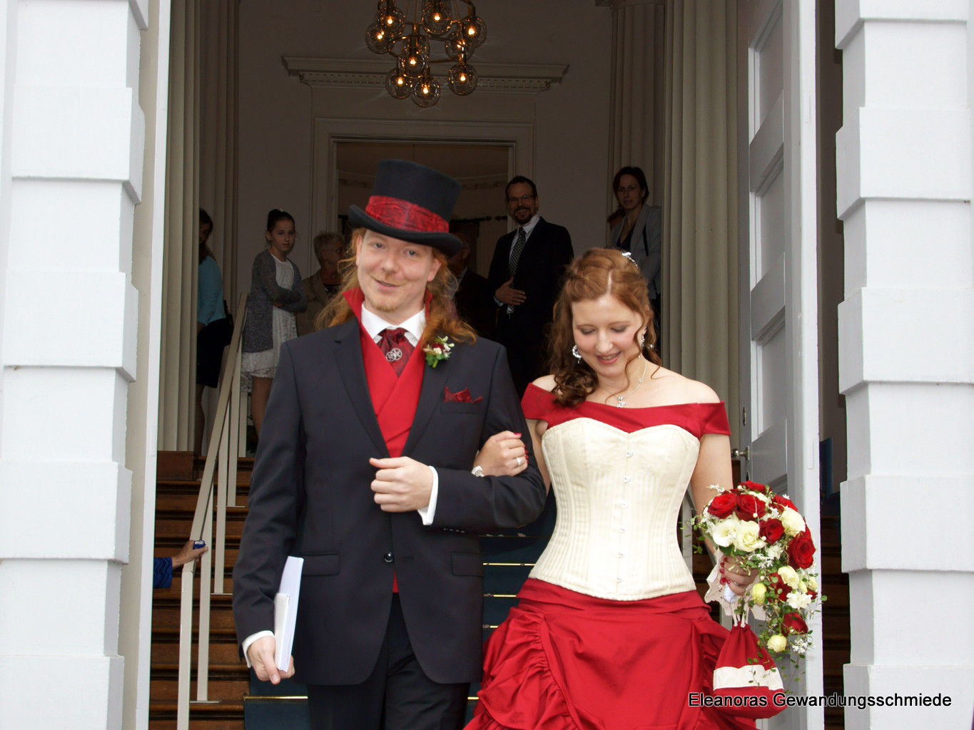 Alea Der Bescheidene Hochzeit
 Eleanoras Gewandungsschmiede Hochzeit