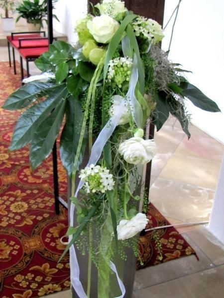 Altarschmuck Hochzeit
 Kirchendekoration für Hochzeit Blumen Altarschmuck