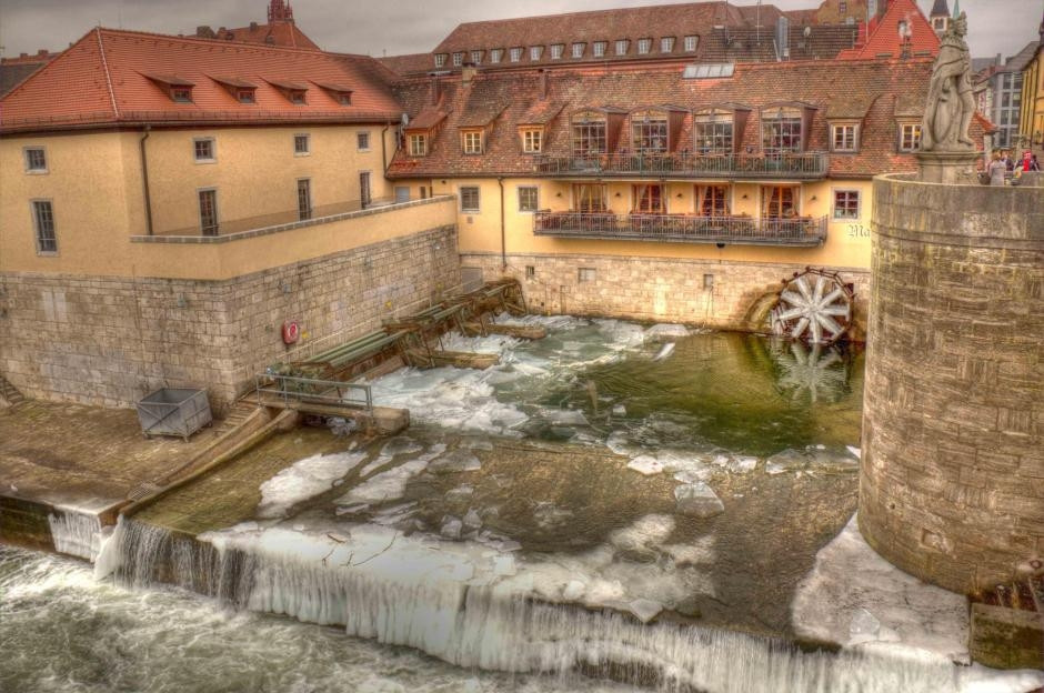 Alte Mainmühle Würzburg
 Alte Mainmühle Würzburg Zweite Architektur