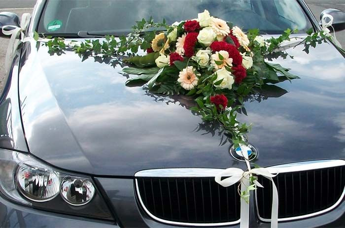 Auto Für Hochzeit
 Bildergebnis für blumenschmuck auto mit hortensien