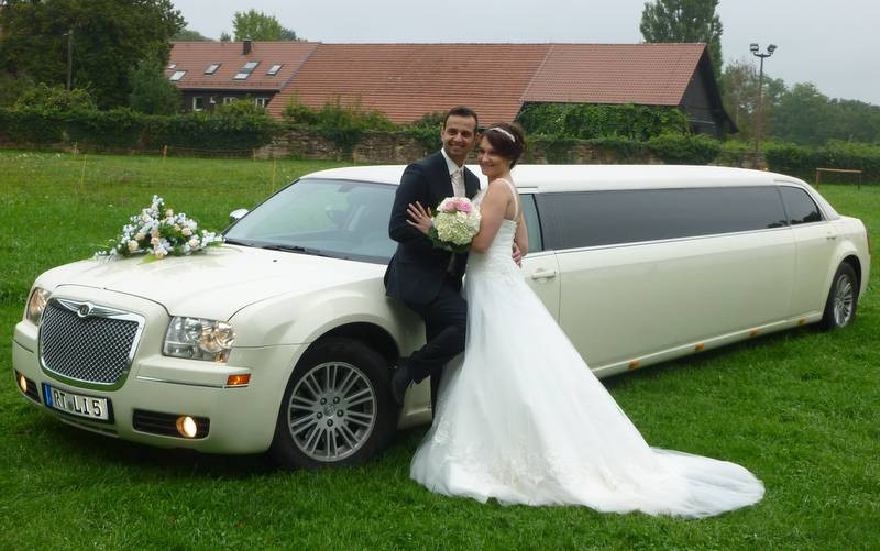 Auto Mieten Für Hochzeit
 Hochzeitsauto mieten zur Hochzeit mit der