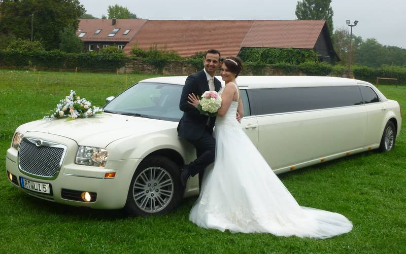 Auto Mieten Hochzeit
 Hochzeitsauto mieten zur Hochzeit mit der