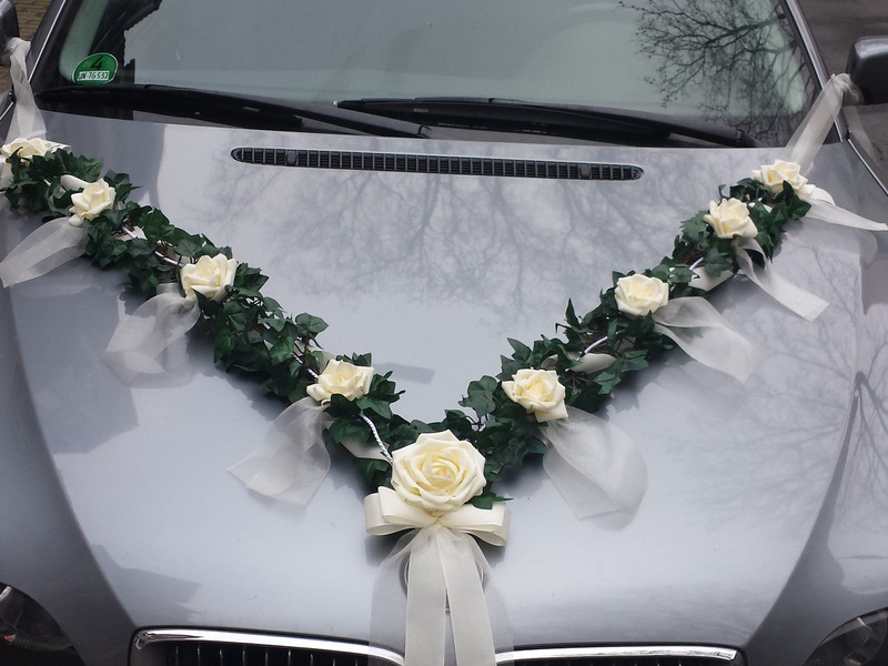 Autodekoration Hochzeit
 Hochzeitsgirlanden Autoschmuck Hochzeit Auto Girlande