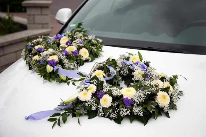 Autokorso Hochzeit
 Antennenschleifen Hochzeit