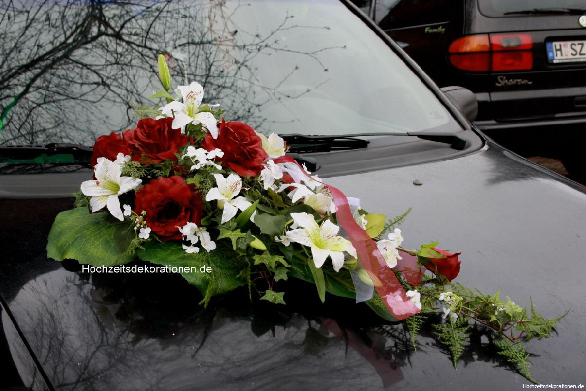 Autoschmuck Hochzeit Blumen
 autoschmuck Lilien modern