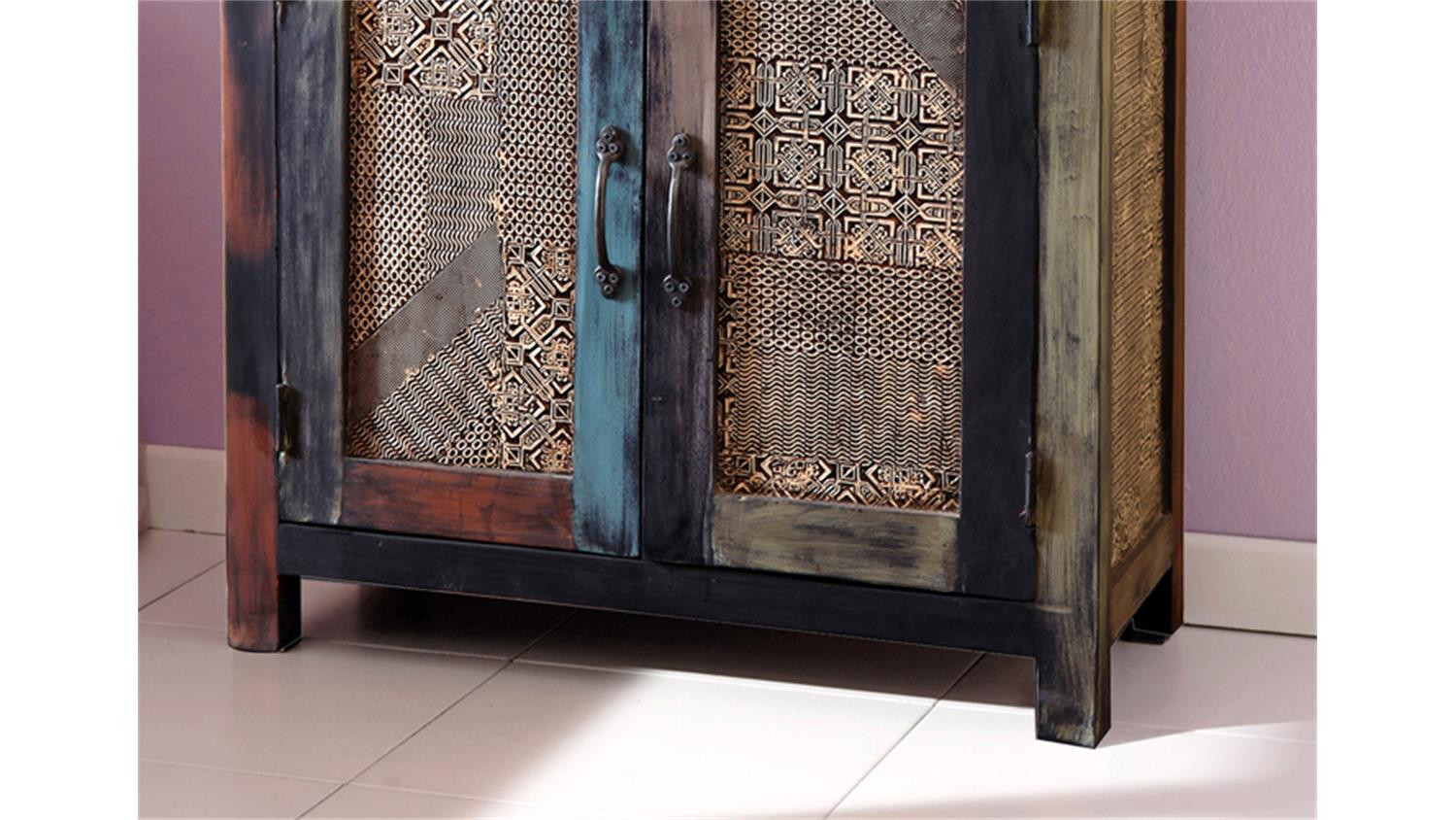 Bad Kommode
 Bad Kommode GOA von Wolf Möbel in Massivholz Mango