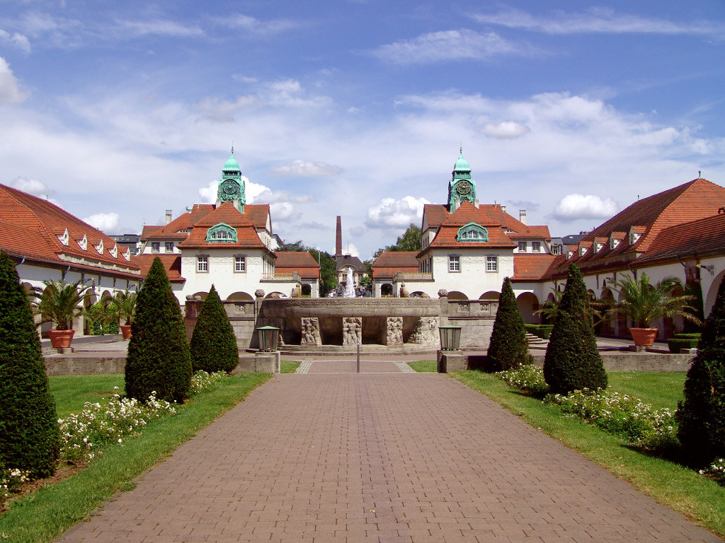 Bad Nauheim Schwimmbad
 Bad Nauheim – Favoured by nature and climate