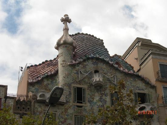 Barcelona Gaudi Haus
 Gaudi House Museum Barcelona 2018 All You Need to Know