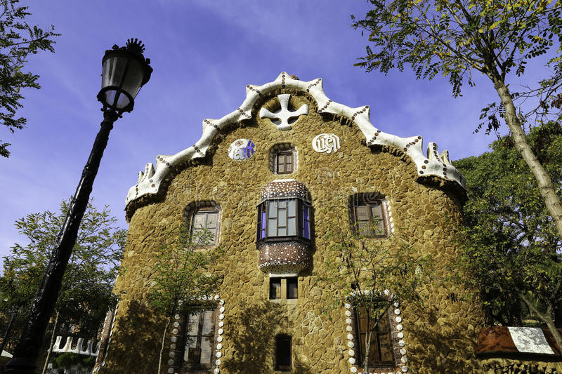 Barcelona Gaudi Haus
 Fassadenansicht Von Lebkuchen Haus Des Architekten Gaudi