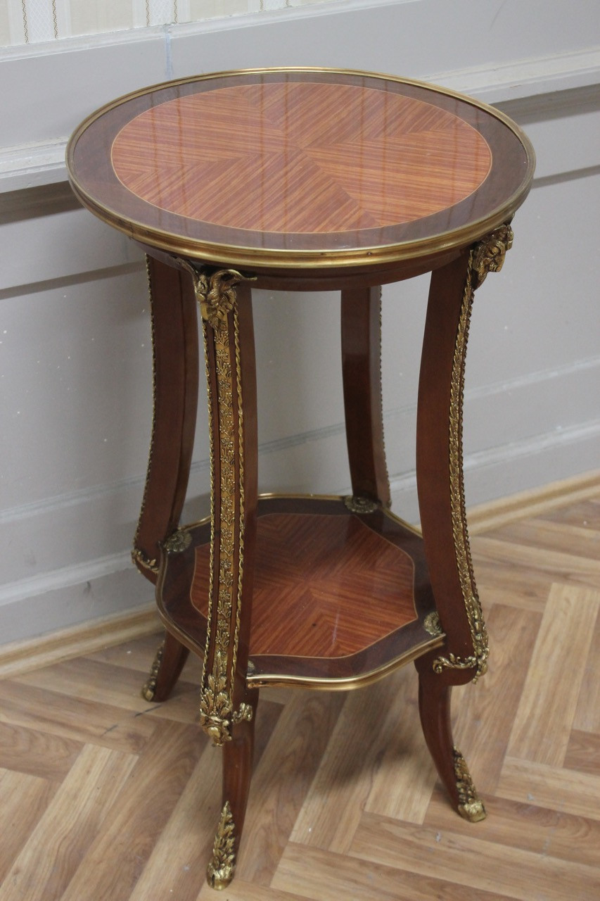 Barock Tisch
 Barock Tisch Antik Stil Beistelltisch LouisXV MoTa0943