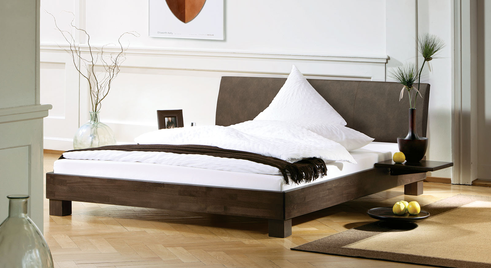 Bett Günstig
 Bett mit Lehne aus Luxus Kunstleder günstig kaufen Marbella