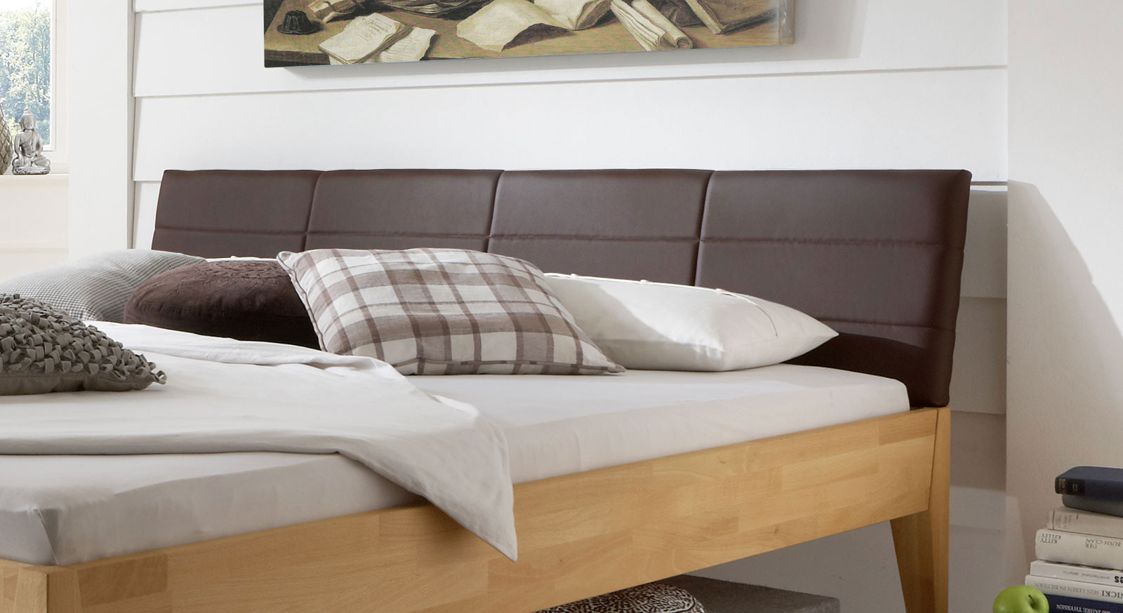 Bett Mit Gepolstertem Kopfteil
 Holzbett aus massiver Buche in z B 160x200 cm Leonardo
